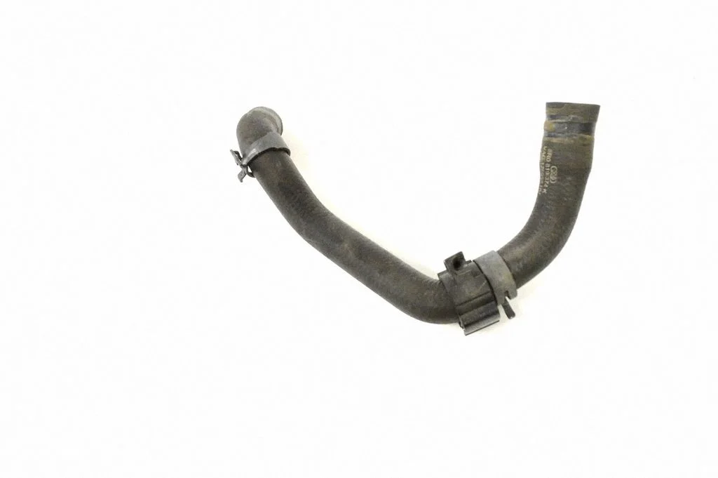 Motora dzesēšanas caurule (-es)/šļūtene (-es) 8R0819374K