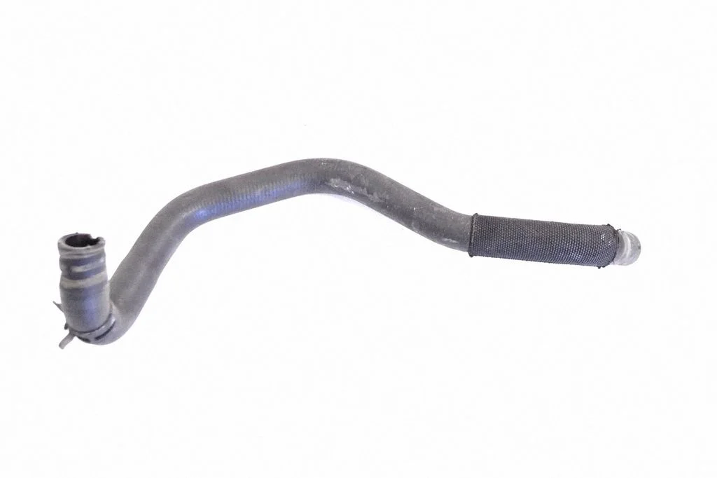 Mootori jahutusvedeliku toru / voolik A2465010358