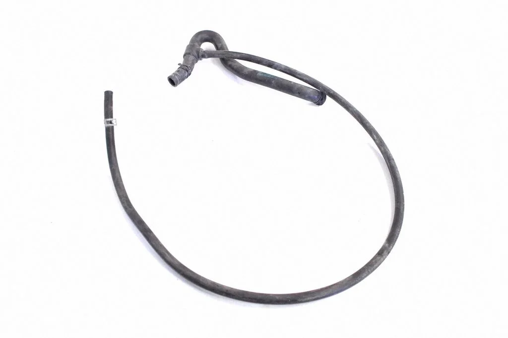 Motora dzesēšanas caurule (-es)/šļūtene (-es) A2218303996