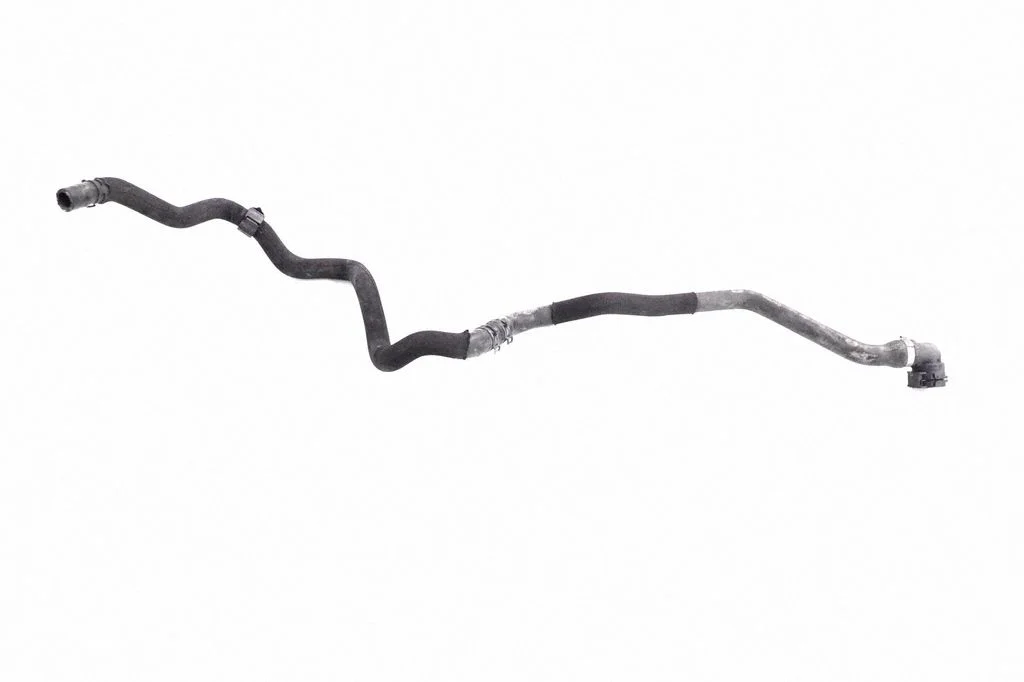 Mootori jahutusvedeliku toru / voolik HK837752DD