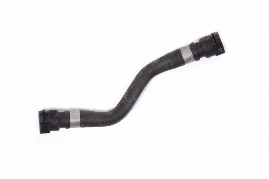 Przewody układu chłodzenia silnika – BMW Seria 5 G30 G31 G38 (2016-)
