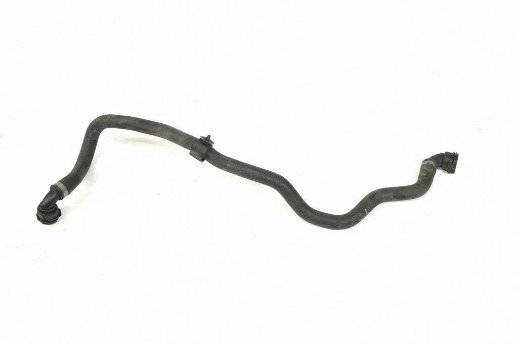 Engine coolant pipe/hose – BMW 7 Series F01 F02 F03 F04 (2008-2016)