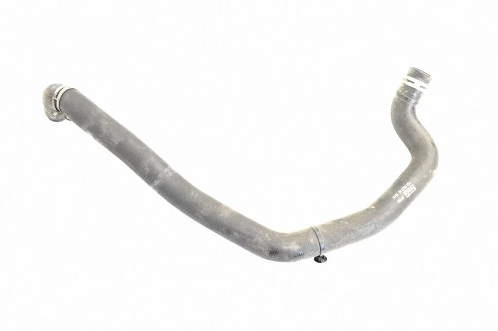 Engine coolant pipe/hose C1B18B273AE
