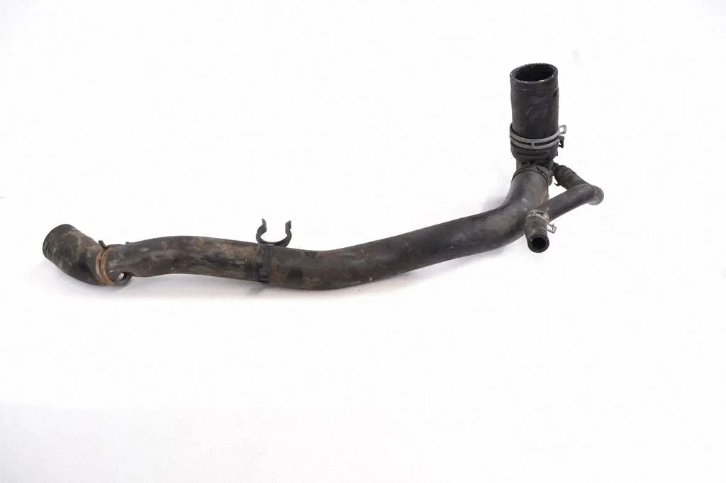 Engine coolant pipe/hose – Land Rover Discovery 4 - LR4 (2010-2016)
