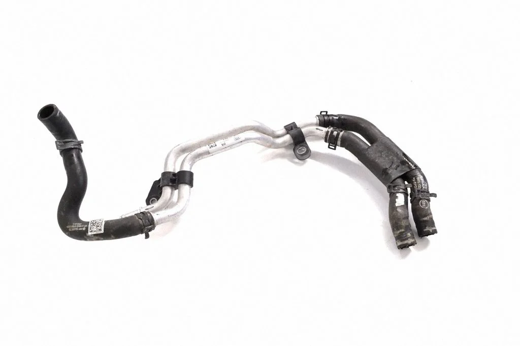 Motora dzesēšanas caurule (-es)/šļūtene (-es) 8W0121400B