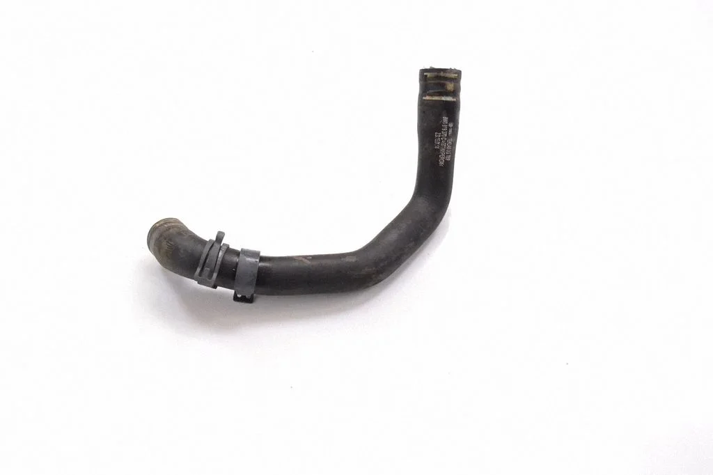 Motora dzesēšanas caurule (-es)/šļūtene (-es) 8W0819370C