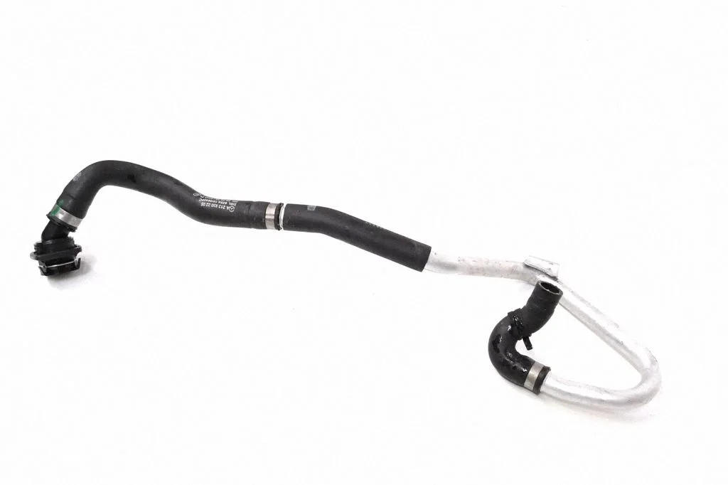 Motora dzesēšanas caurule (-es)/šļūtene (-es) A2138302205