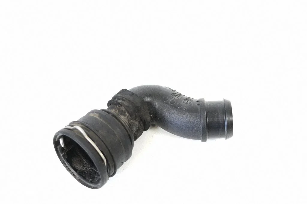 Motora dzesēšanas caurule (-es)/šļūtene (-es) 1K0145946A