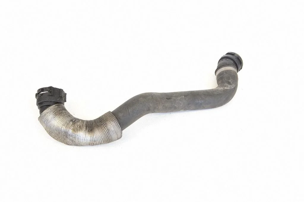 Mootori jahutusvedeliku toru / voolik – BMW 3-seeria E90 E91 (2005-2012)