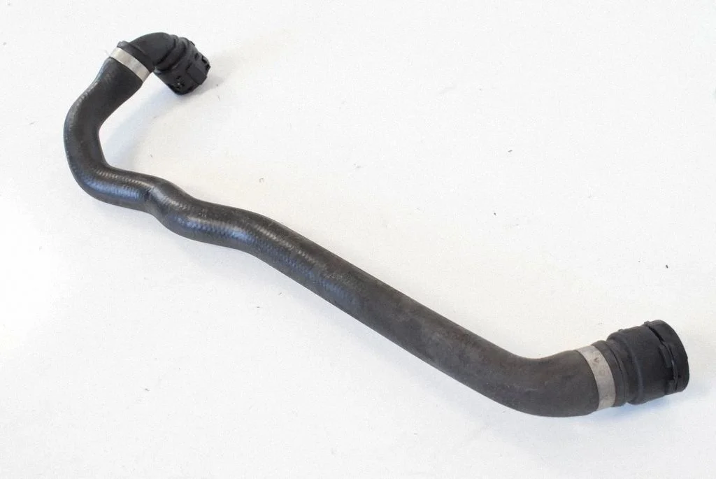 Engine coolant pipe/hose – BMW 1 Series E81 E87 (2004-2011)