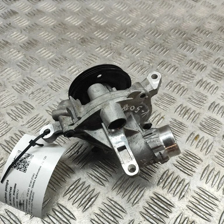 Water pump 32382367