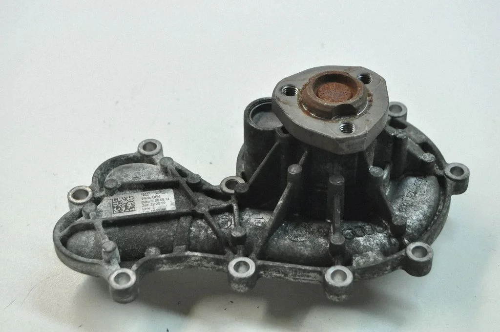 Water pump 059121008