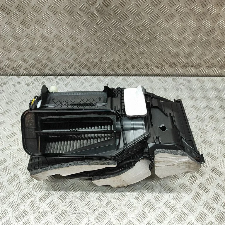 Salongi õhufiltri komplekt – BMW 5-seeria G60 G61 (2023-)