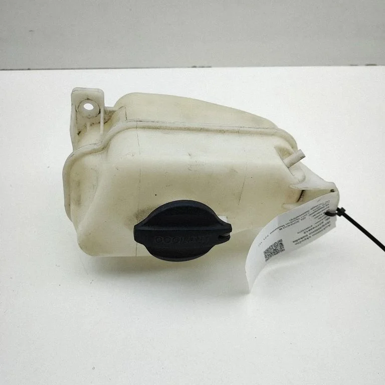 Dzesēšanas šķidruma izplešanās tvertne 254302W000