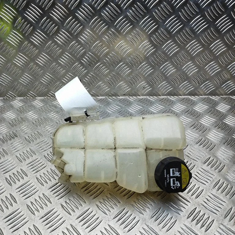 Coolant expansion tank/reservoir 31368311