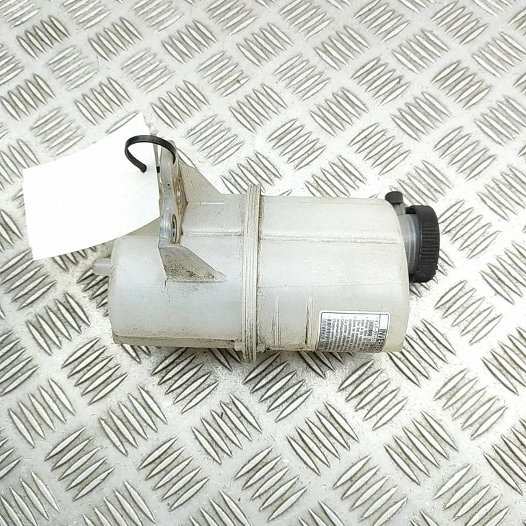 Dzesēšanas šķidruma izplešanās tvertne G91H030012