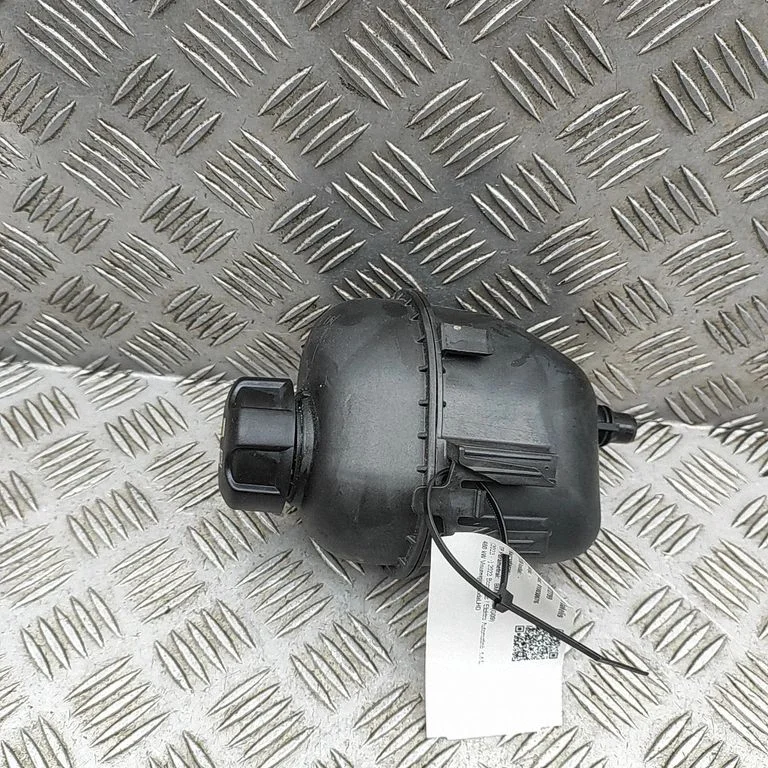 Coolant expansion tank/reservoir – BMW XM (2022-)