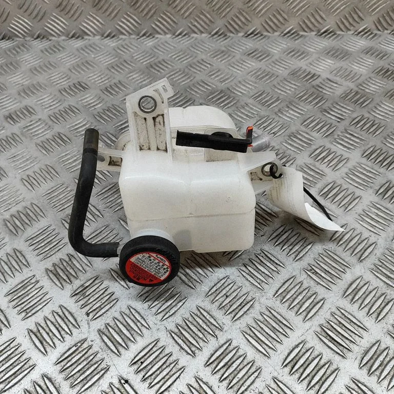Dzesēšanas šķidruma izplešanās tvertne G910F48012