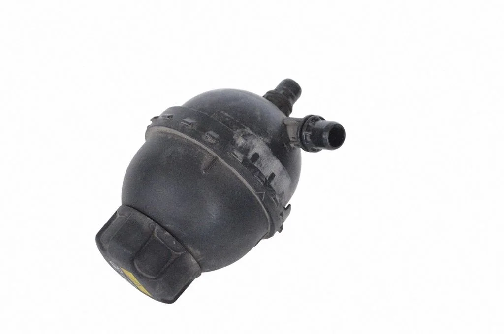 Coolant expansion tank/reservoir 7604431