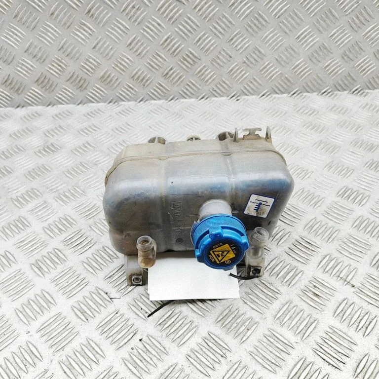Coolant expansion tank/reservoir – Peugeot Boxer (2015-)