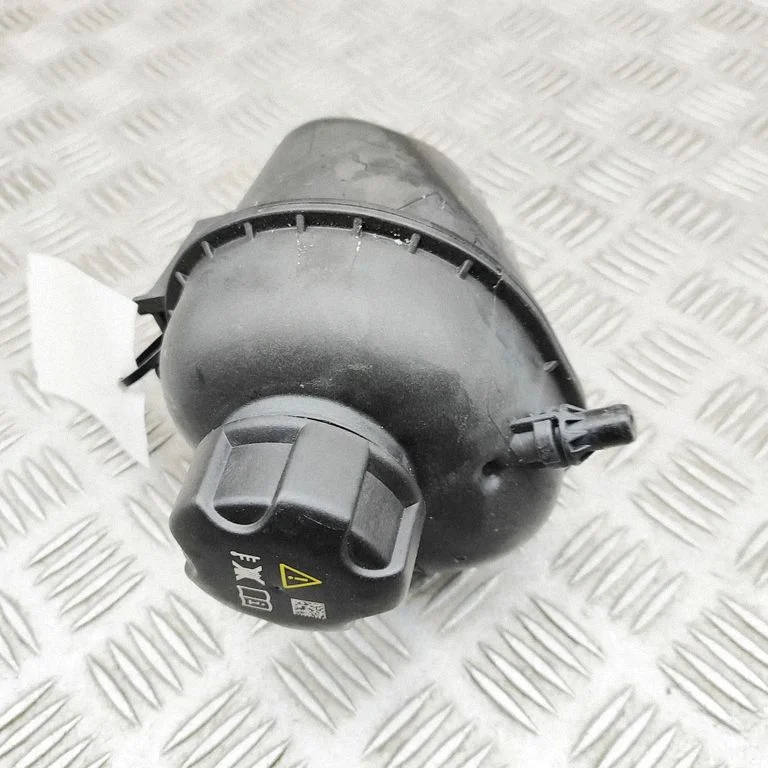 Coolant expansion tank/reservoir – BMW XM (2022-)