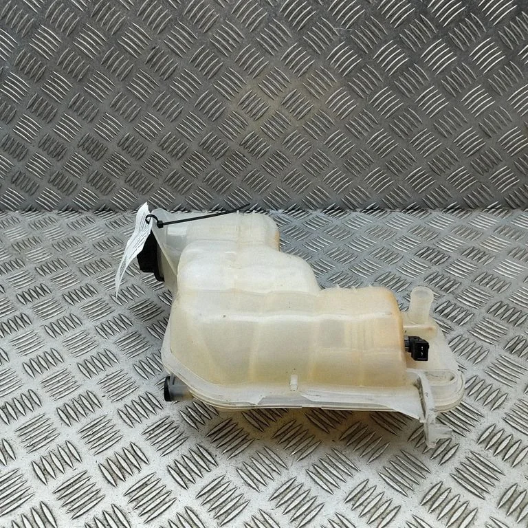 Coolant expansion tank/reservoir – Land Rover Discovery Sport (2014-)