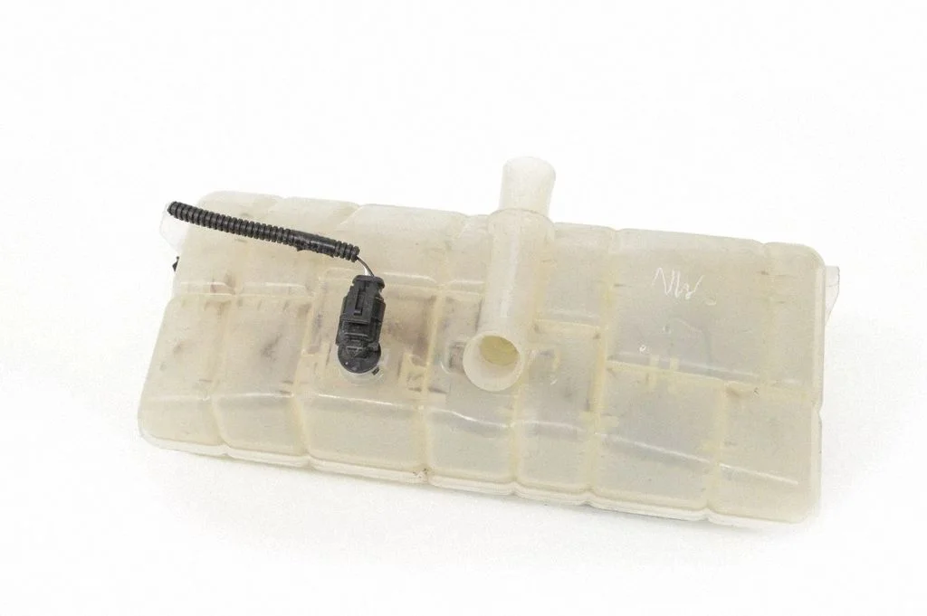Coolant expansion tank/reservoir 103612400O