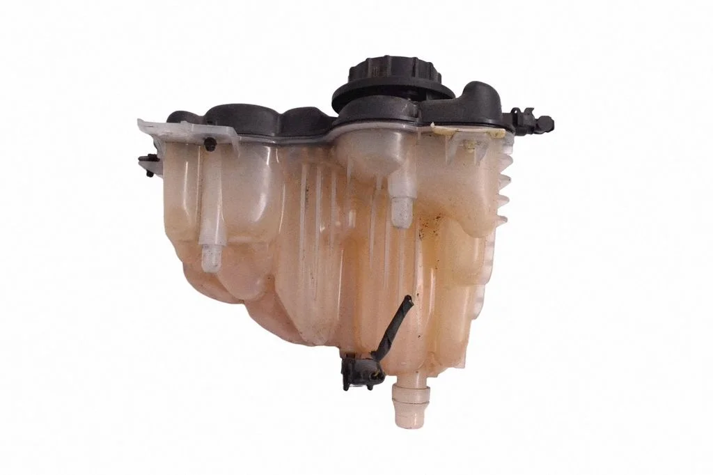 Coolant expansion tank/reservoir