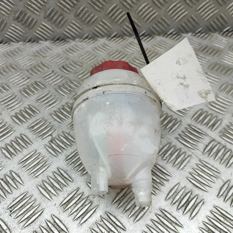 Coolant expansion tank/reservoir – Mercedes-Benz Sprinter W907 W910 (2018-)