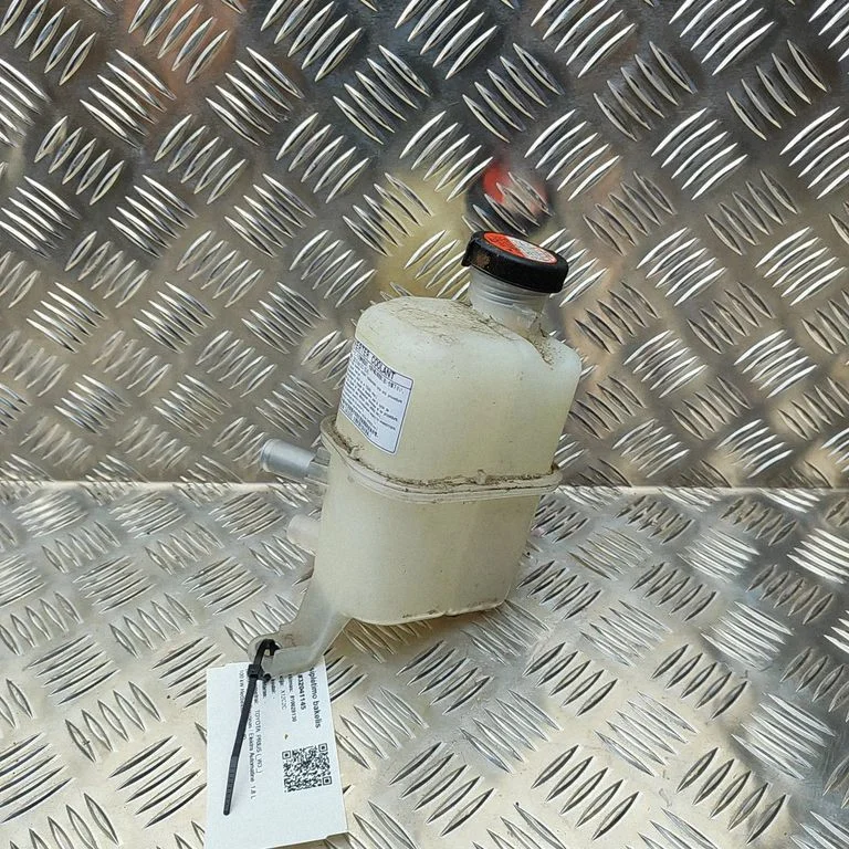 Dzesēšanas šķidruma izplešanās tvertne G92A047011