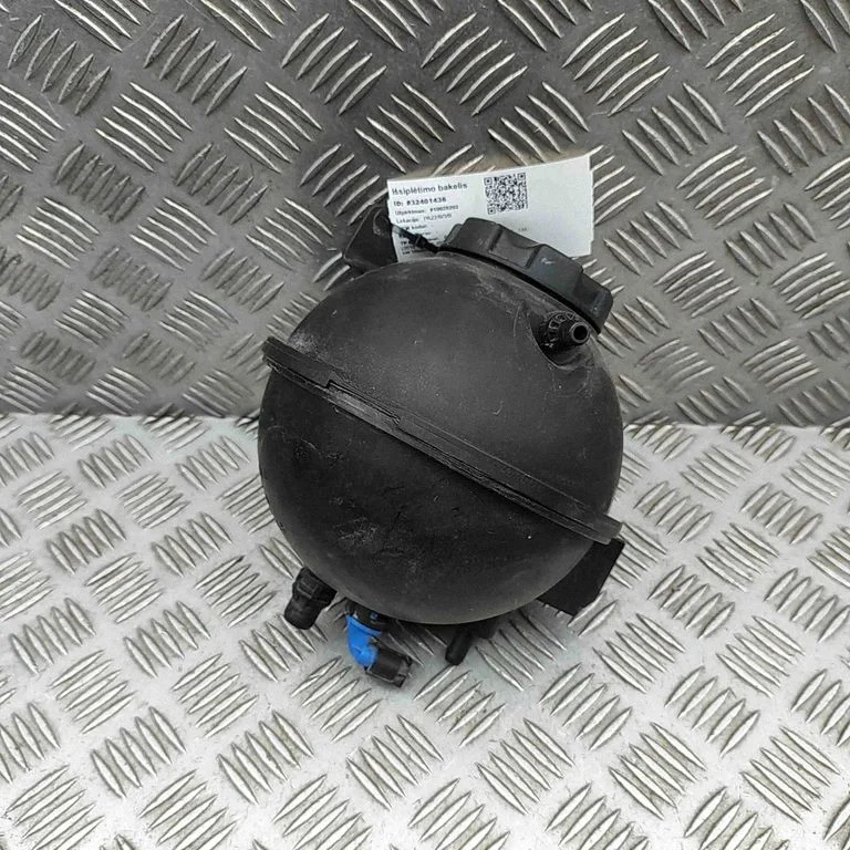 Coolant expansion tank/reservoir 7823544