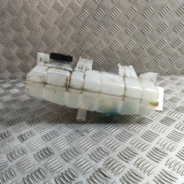 Coolant expansion tank/reservoir 103612400D