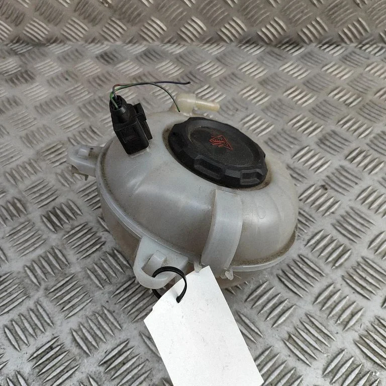 Coolant expansion tank/reservoir 5Q0121407G