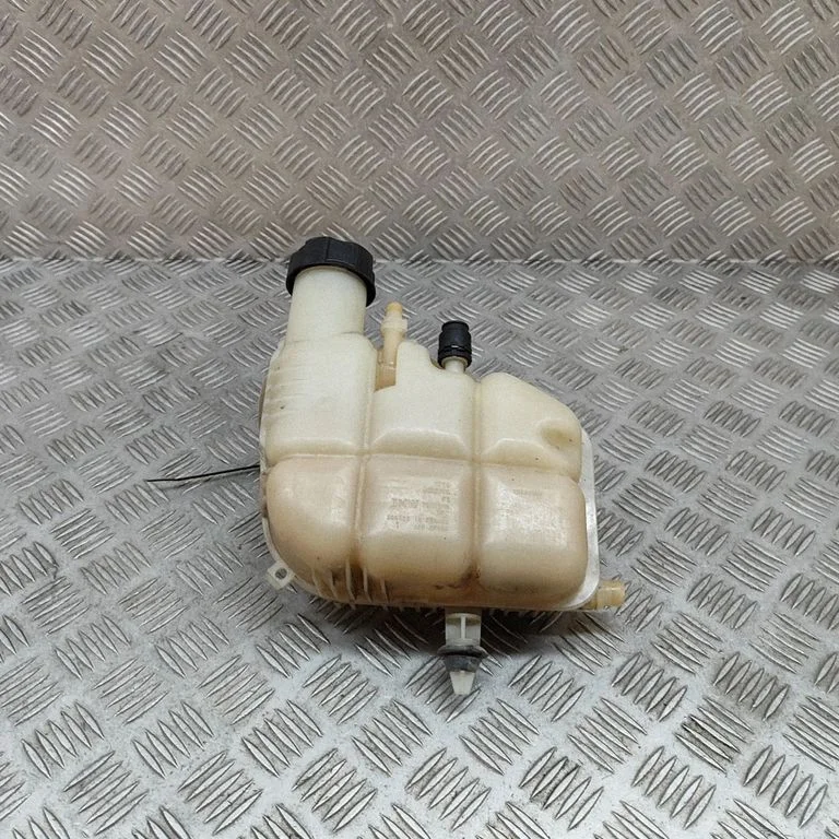 Coolant expansion tank/reservoir – BMW X2 F39 (2018-2023)