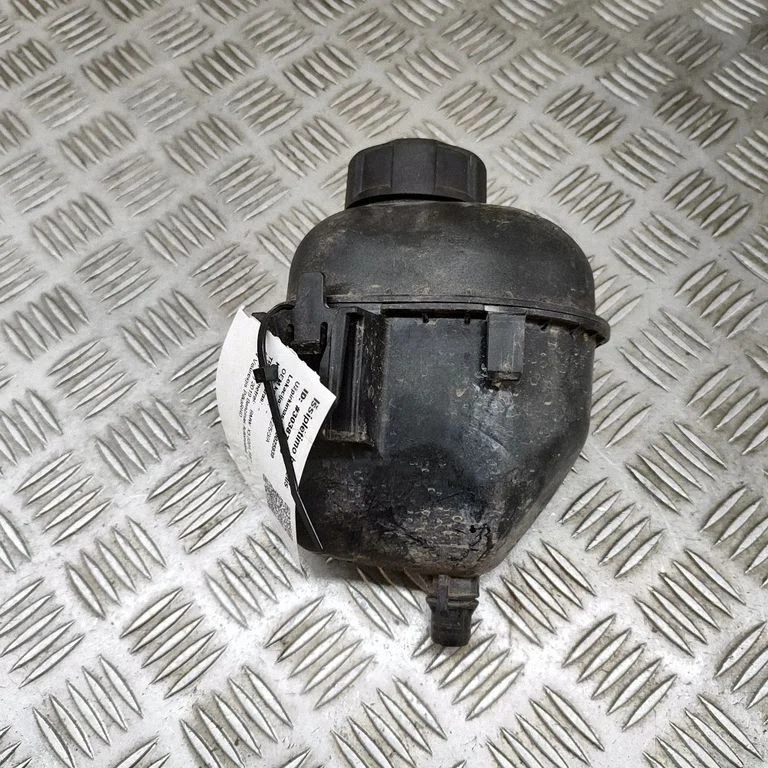 Coolant expansion tank/reservoir – BMW X3 G01 (2018-2024)