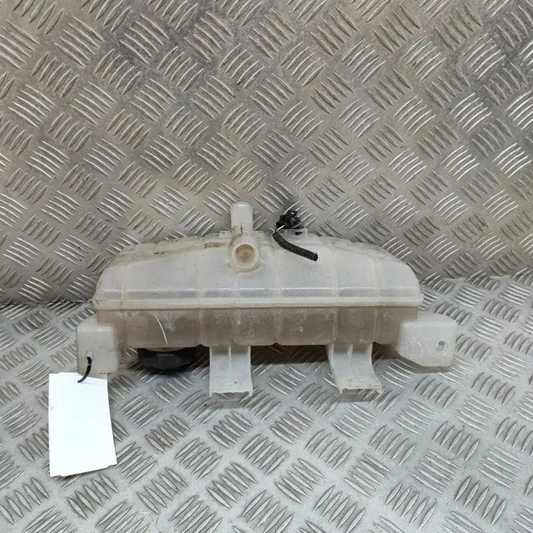 Coolant expansion tank/reservoir – Tesla Model S (2012-)