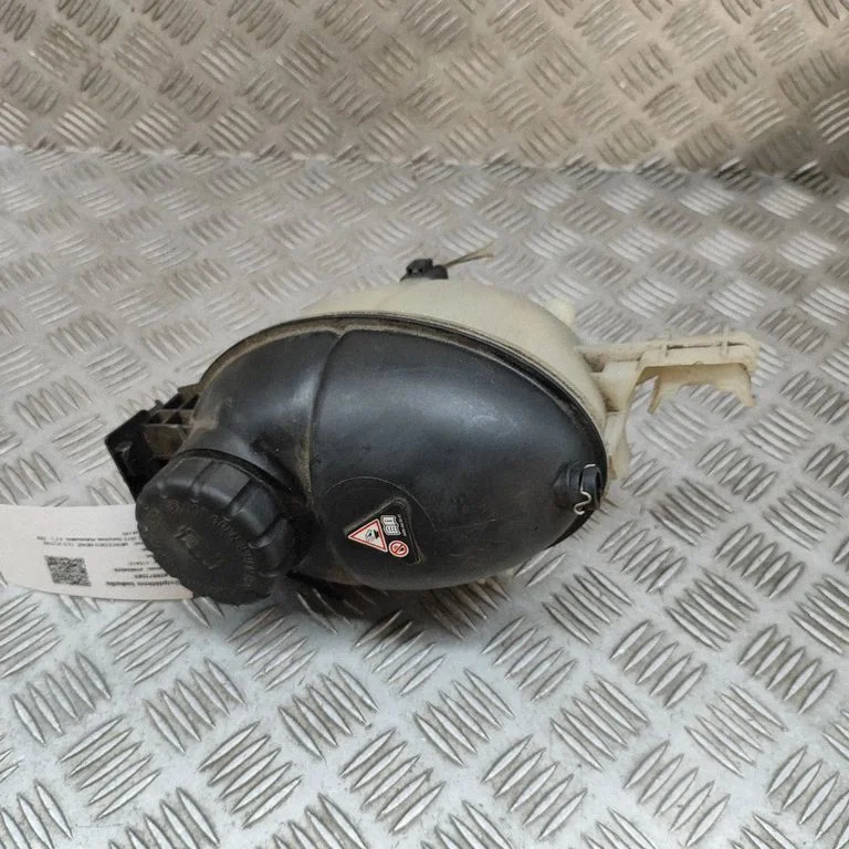 Coolant expansion tank/reservoir A2045000649