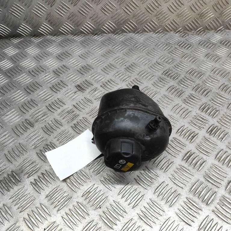 Coolant expansion tank/reservoir – BMW X3 G01 (2018-2024)