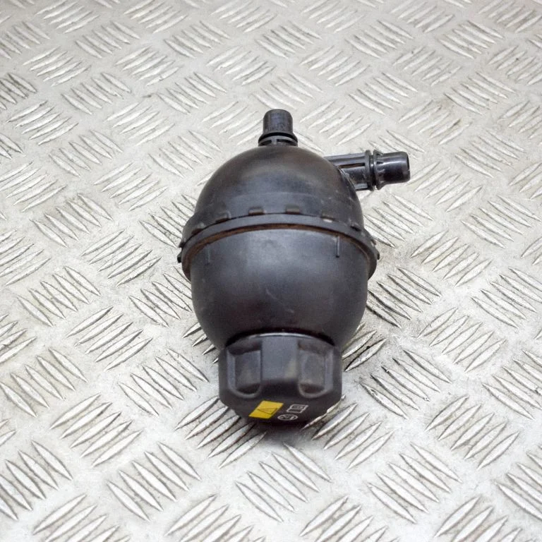 Coolant expansion tank/reservoir – BMW i3 (2013-)