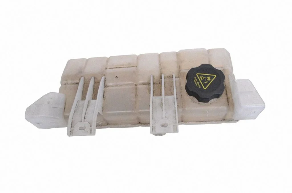Coolant expansion tank/reservoir – Infiniti M Y51 (2010-2019)