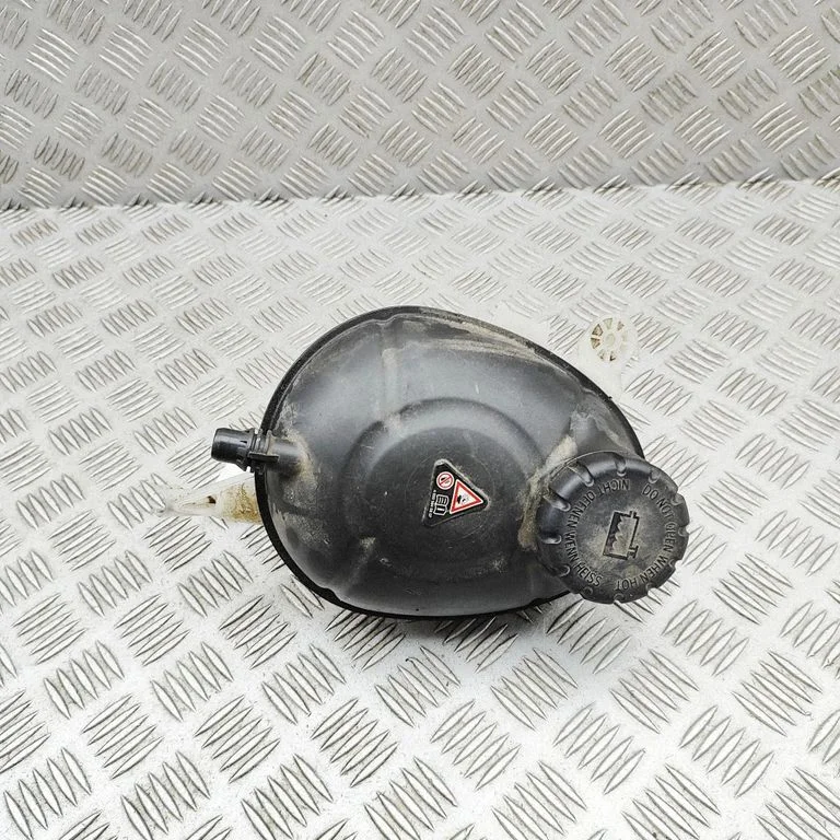 Coolant expansion tank/reservoir A2055000049