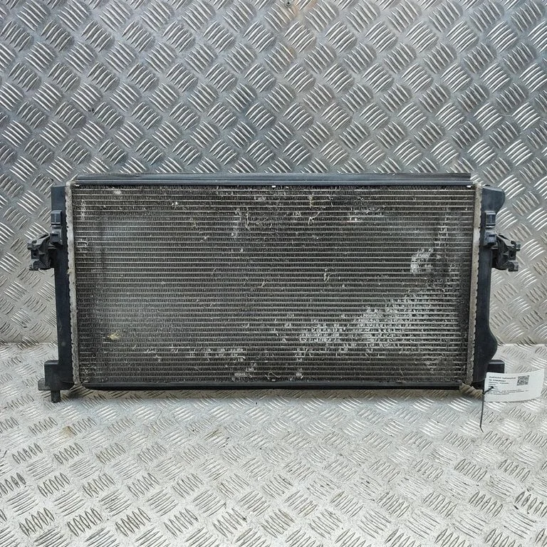 Dzesēšanas šķidruma radiators – Audi A3 S3 8V (2013-2019)