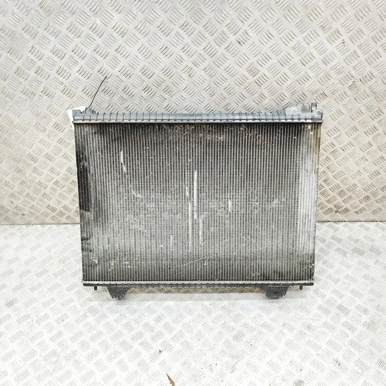 Dzesēšanas šķidruma radiators HK838005DB