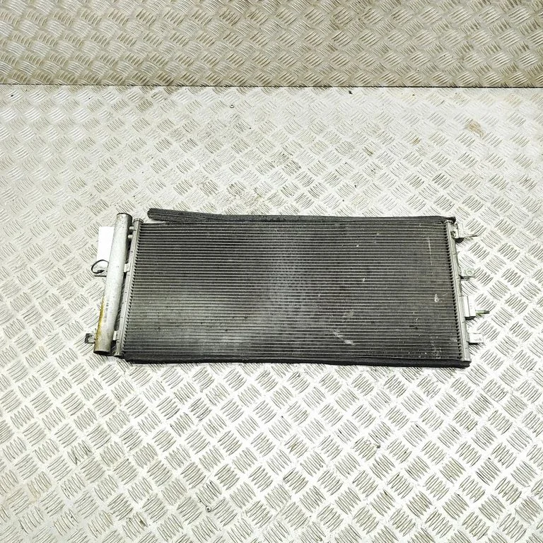 Dzesēšanas šķidruma radiators DG9H19710AE