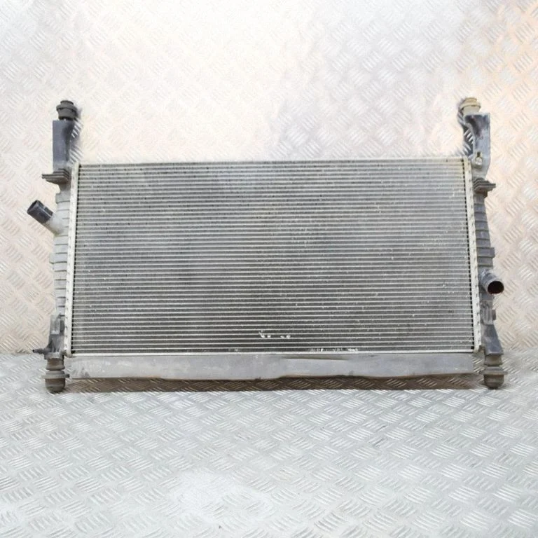 Dzesēšanas šķidruma radiators – Ford Transit - Tourneo Connect (2009-2013)
