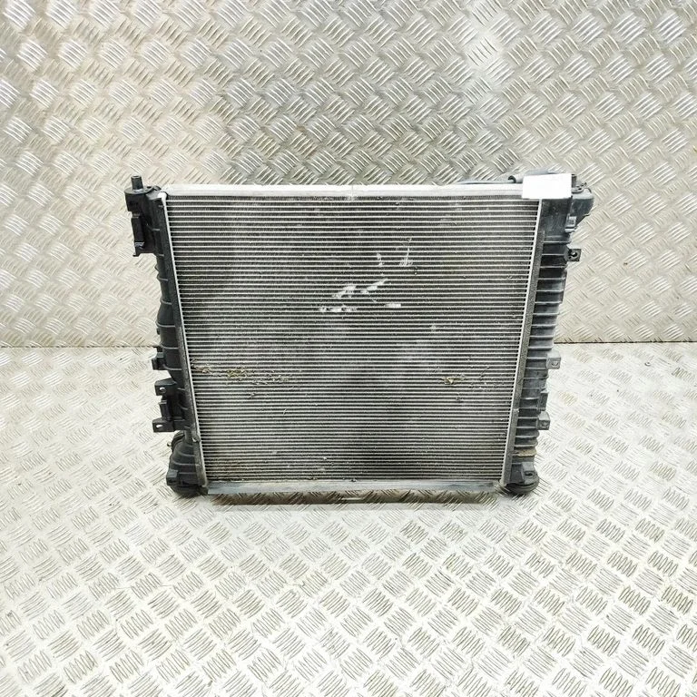 Coolant radiator 25310N7010
