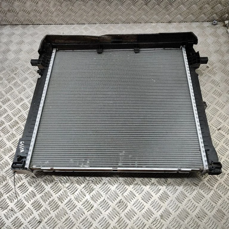 Coolant radiator 9887702