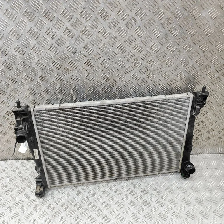Dzesēšanas šķidruma radiators 50528513