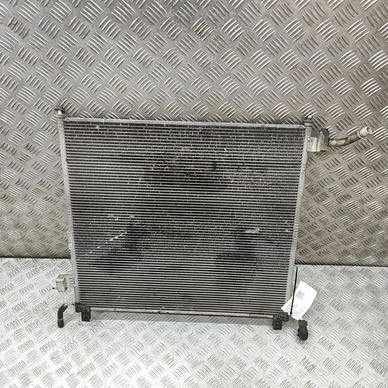 Coolant radiator FPLA8K230AA