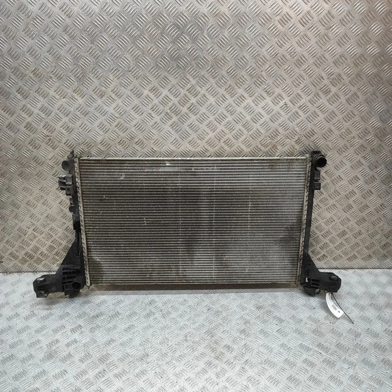 Dzesēšanas šķidruma radiators 214106556R
